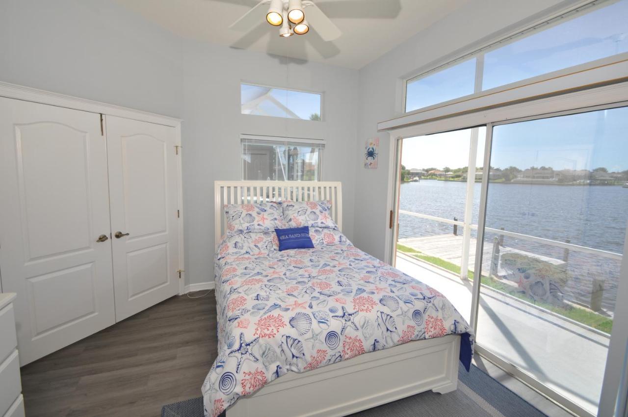 Sunset Bay Beautiful Pool Home - Bring Your Boat Or Jet Ski - Canal With Dock- Sleeps 10 - 4 Bd Palm Coast Exterior foto